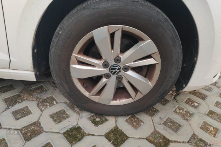 Volkswagen Polo 2021 car image #9