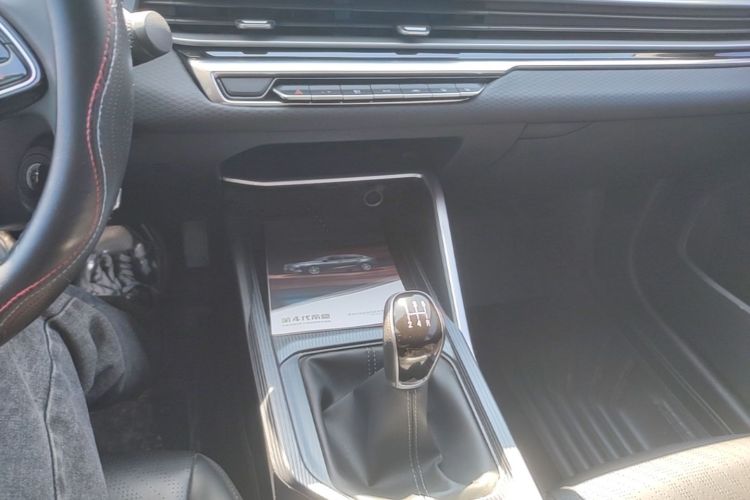 GEELY Emgrand 2022 car image #16
