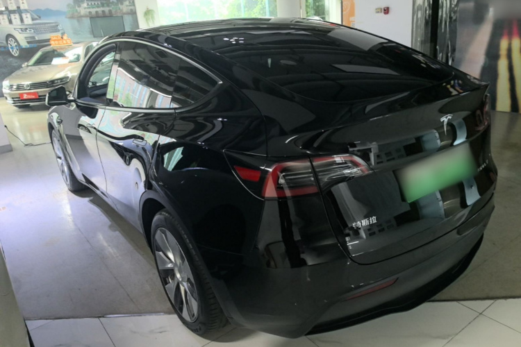 Tesla Model Y 2022 #5 Tesla Model Y 2022 immagine di auto #5