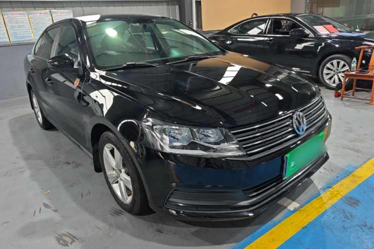 Volkswagen Lavida 2017 car image #4