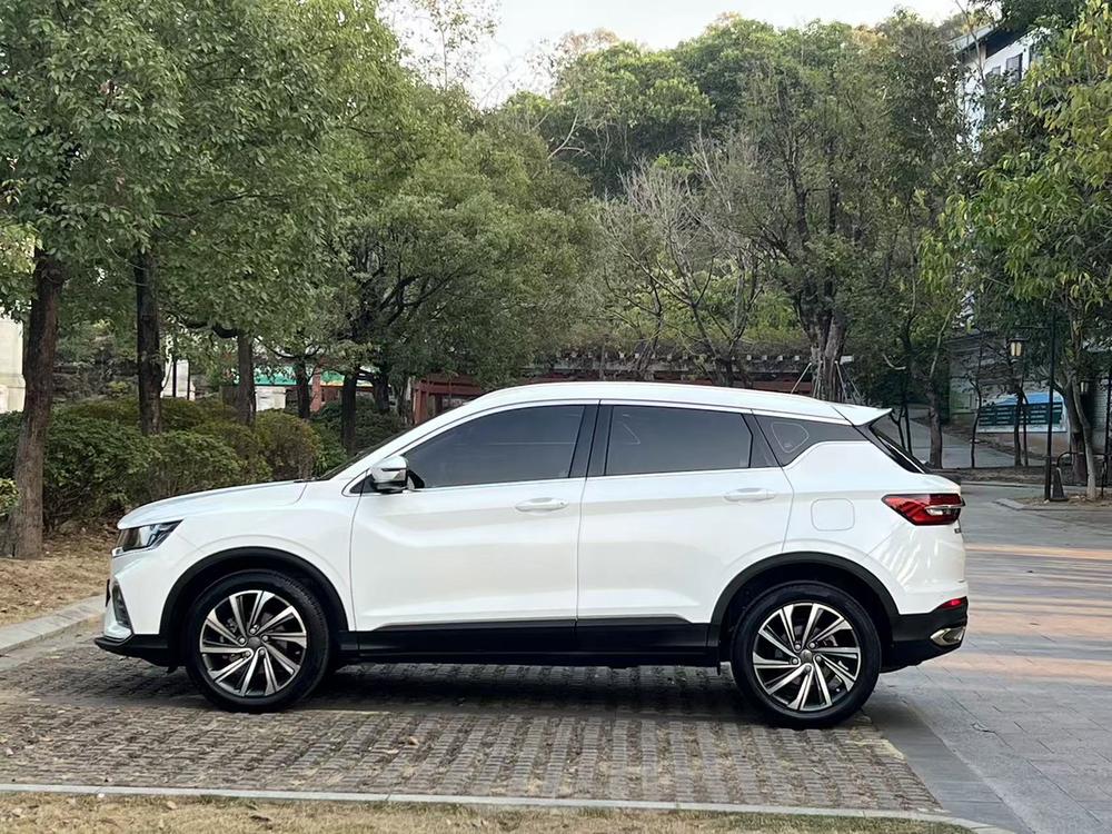 GEELY Coolray 2019 #4 GEELY Coolray 2019 car image #4