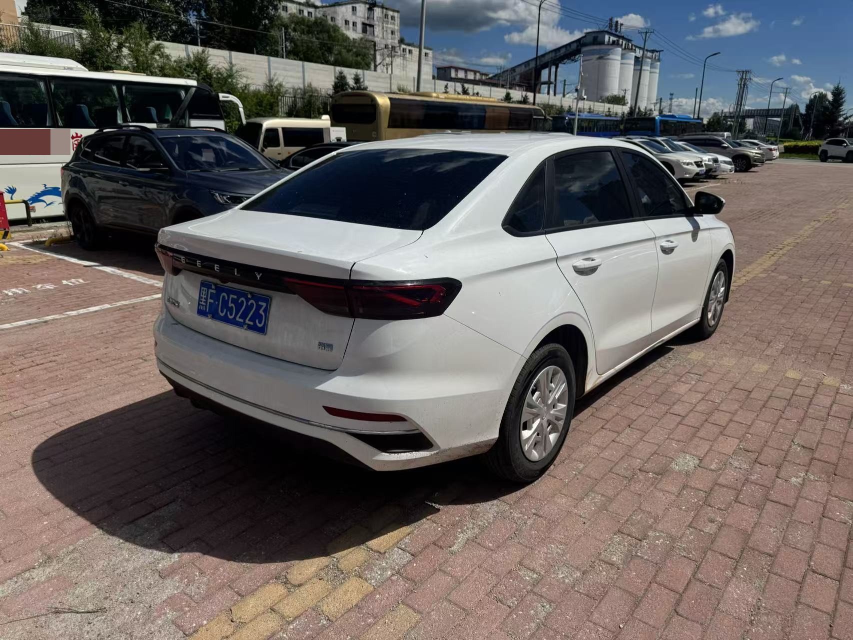 GEELY Emgrand 2024 #9 GEELY Emgrand 2024 car image #9