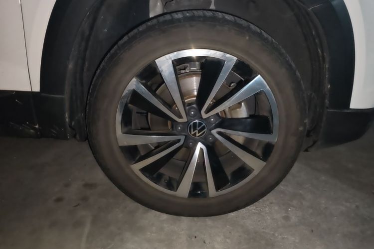 Volkswagen Tharu 2022 car image #6