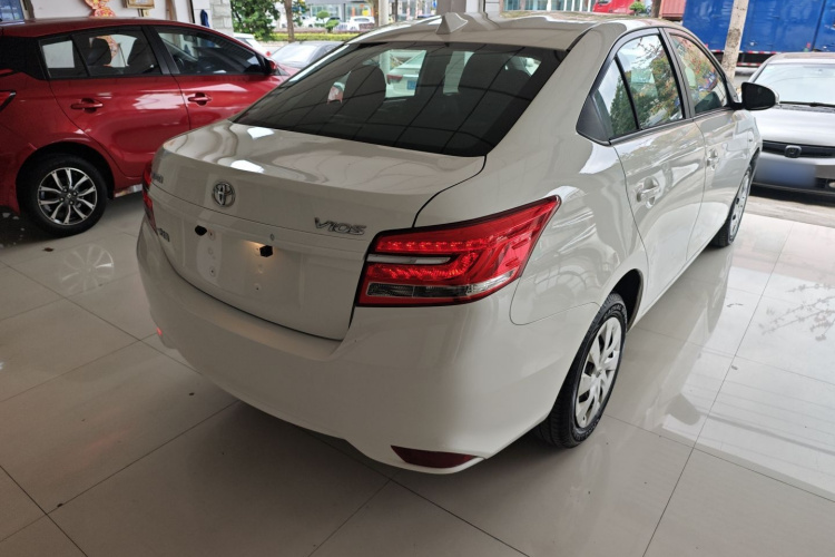 Toyota Vios 2017 immagine di auto #7