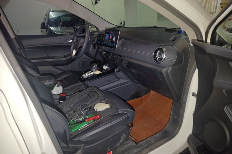 BYD Yuan New Energy 2020 immagine di auto #23