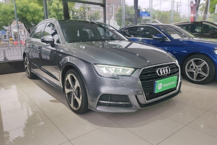 Audi A3 2019 car image #4