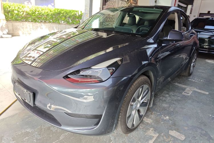Tesla Model Y 2022 #2 Tesla Model Y 2022 car image #2