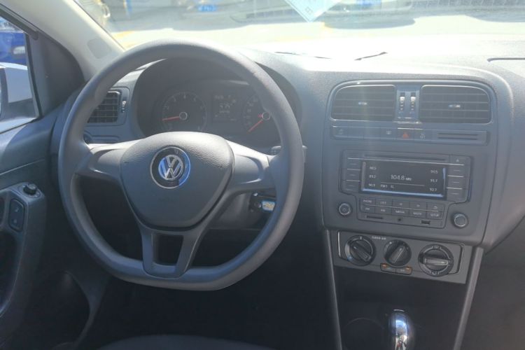 Volkswagen Polo 2018 #11 Volkswagen Polo 2018 car image #11