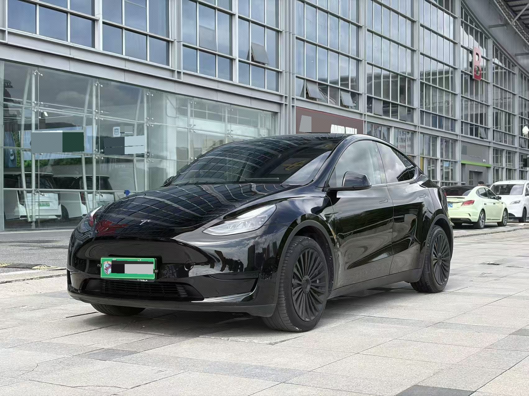 Tesla Model Y 2022 Tesla Model Y 2022 car image