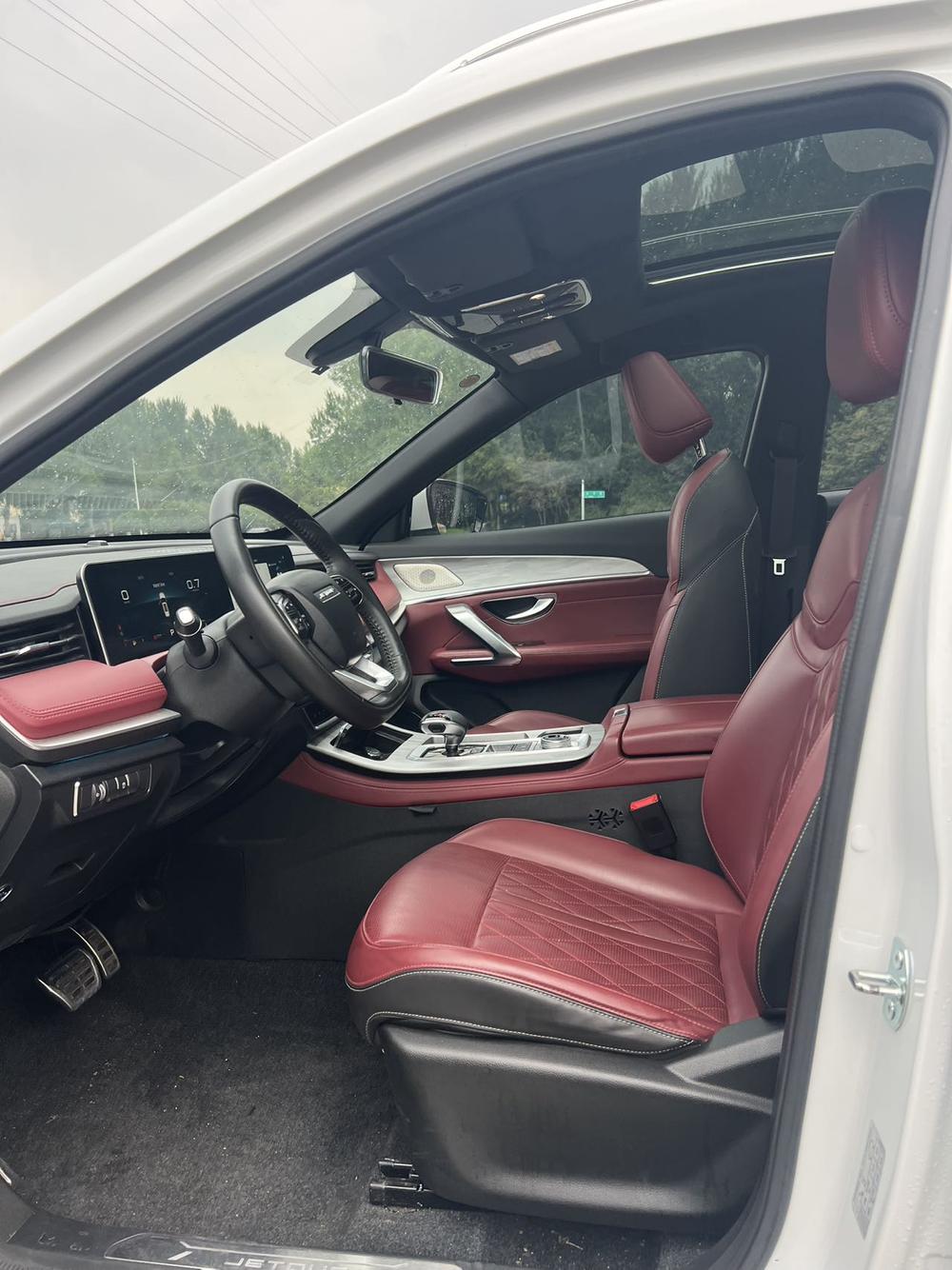 Jetour X70 PLUS 2023 car image #22