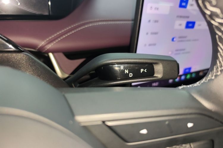 MI SU7 2025 car image #18