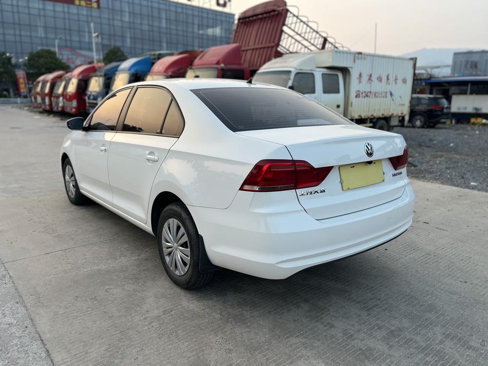 Volkswagen Santana 2022 car image #3