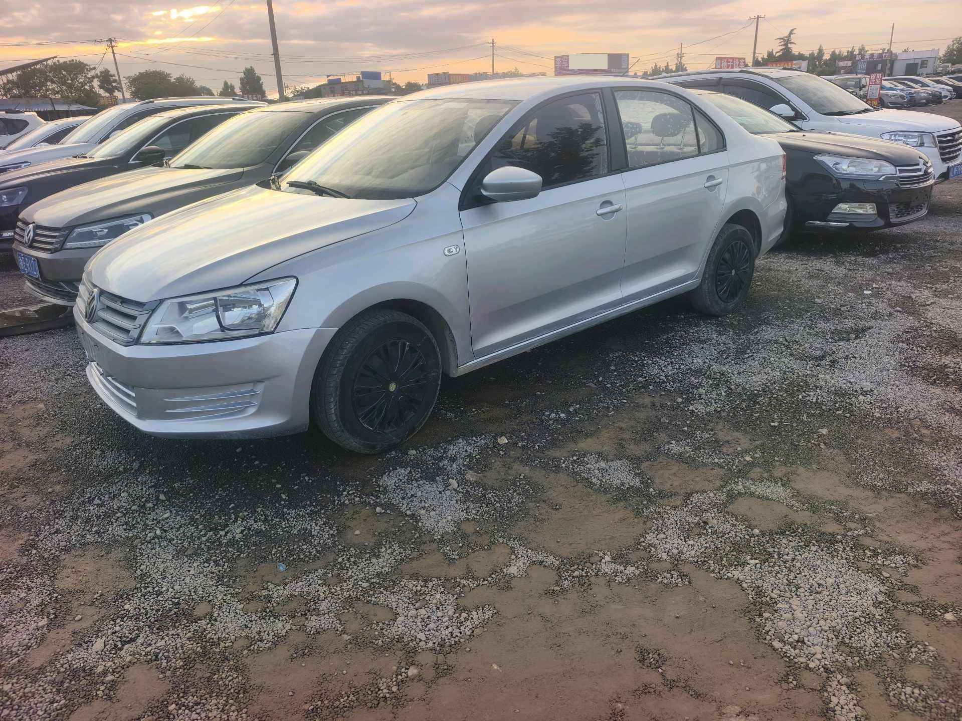 Volkswagen Santana 2015 immagine di auto 