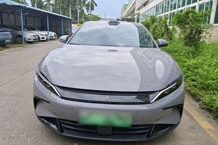 BYD Han 2025 car image #3