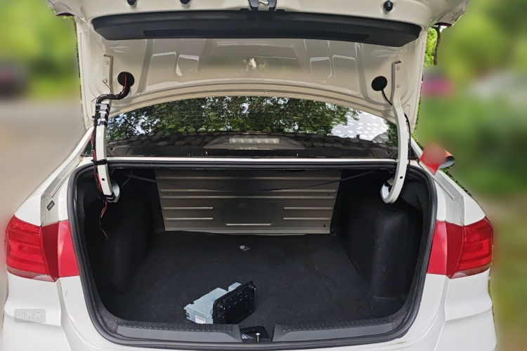 Volkswagen Santana 2022 car image #21