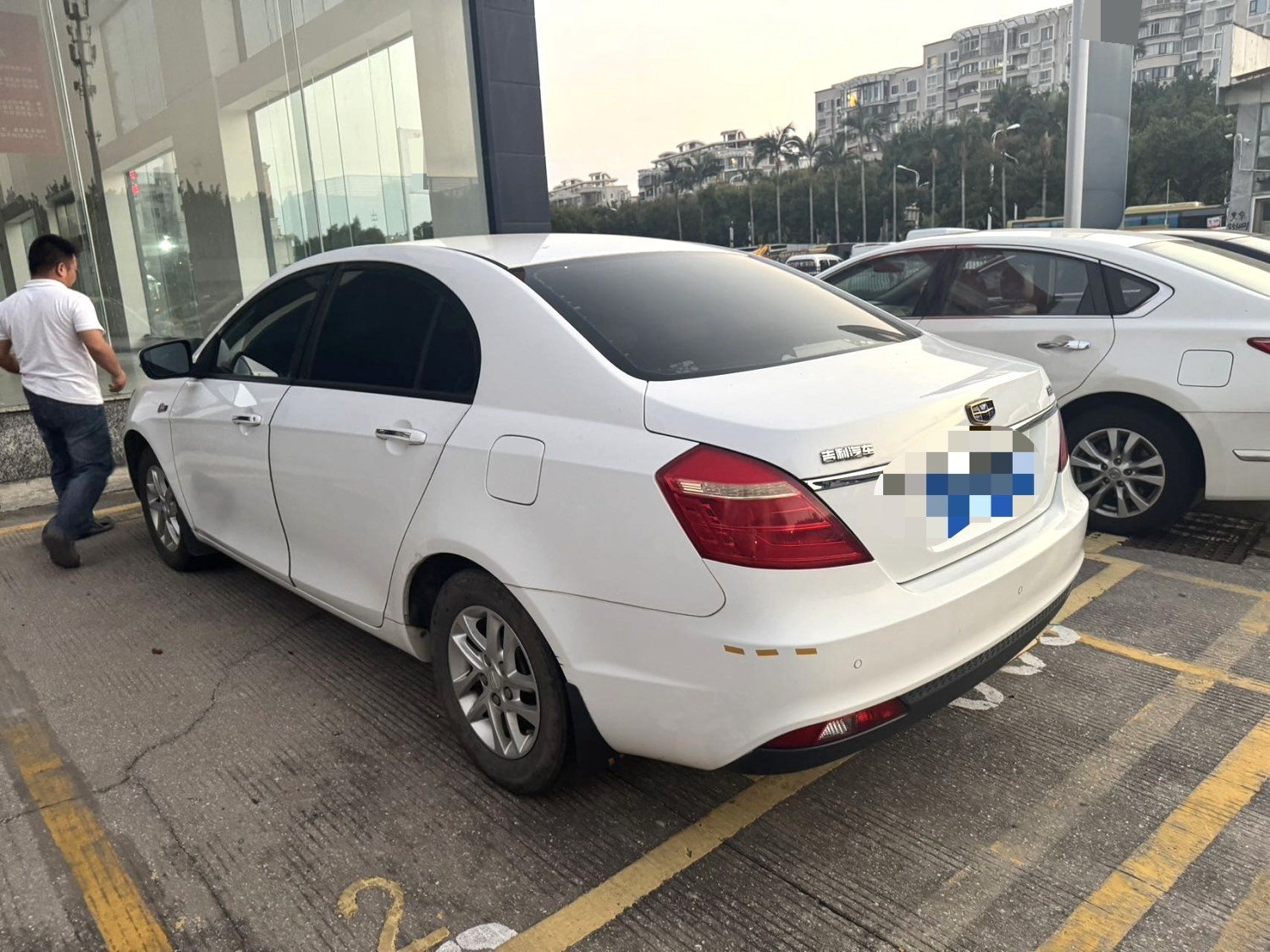 GEELY Emgrand 2018 immagine di auto #4