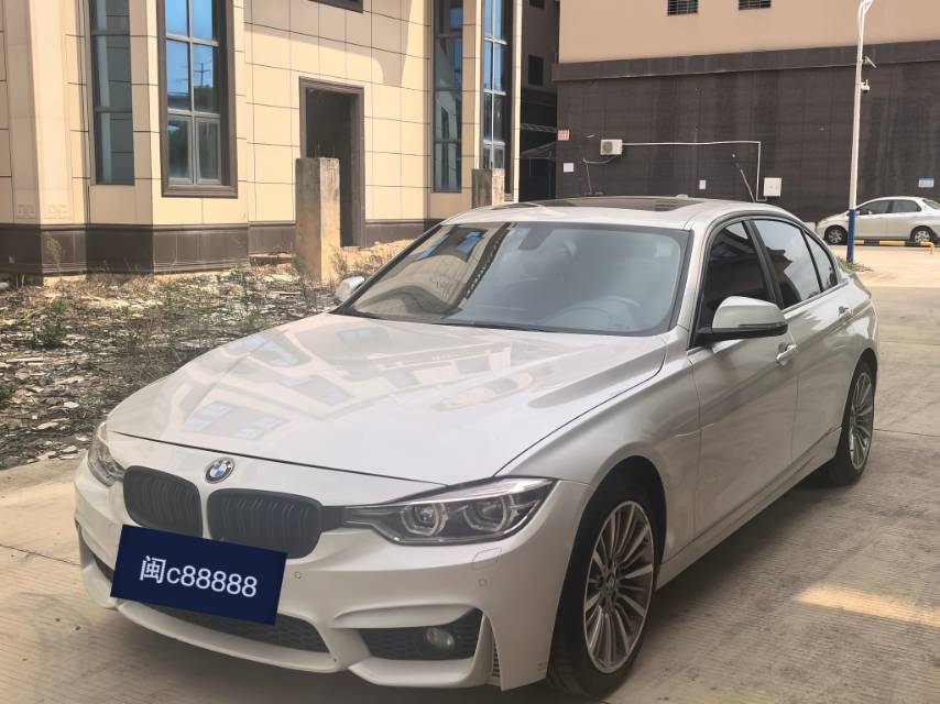BMW 3 Series 2018 car image #2