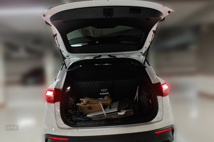 GEELY Coolray 2019 #21 GEELY Coolray 2019 car image #21