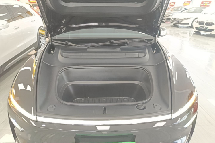 Tesla Model Y 2026 #20 Tesla Model Y 2026 car image #20