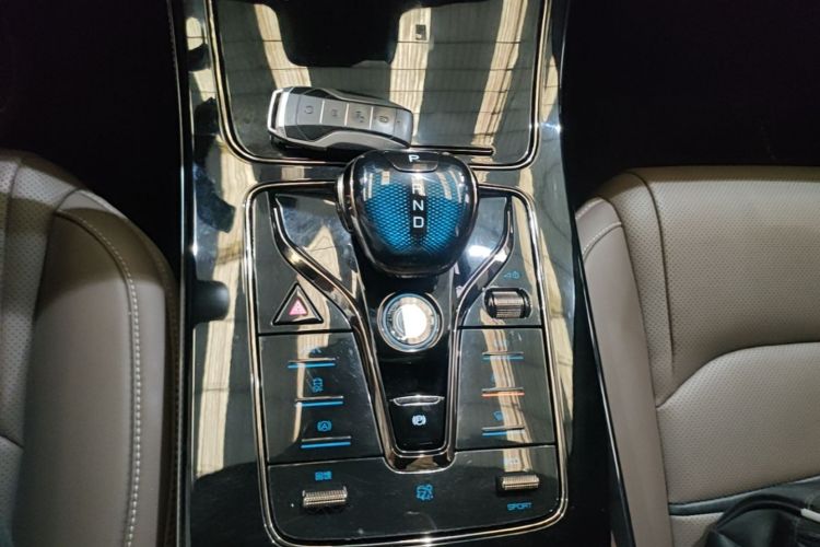 BYD Han 2022 car image #14