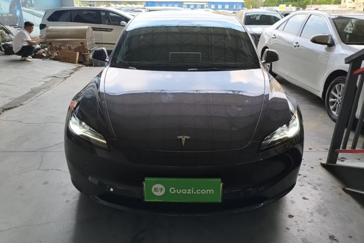 Tesla Model 3 2025 #3 Tesla Model 3 2025 car image #3