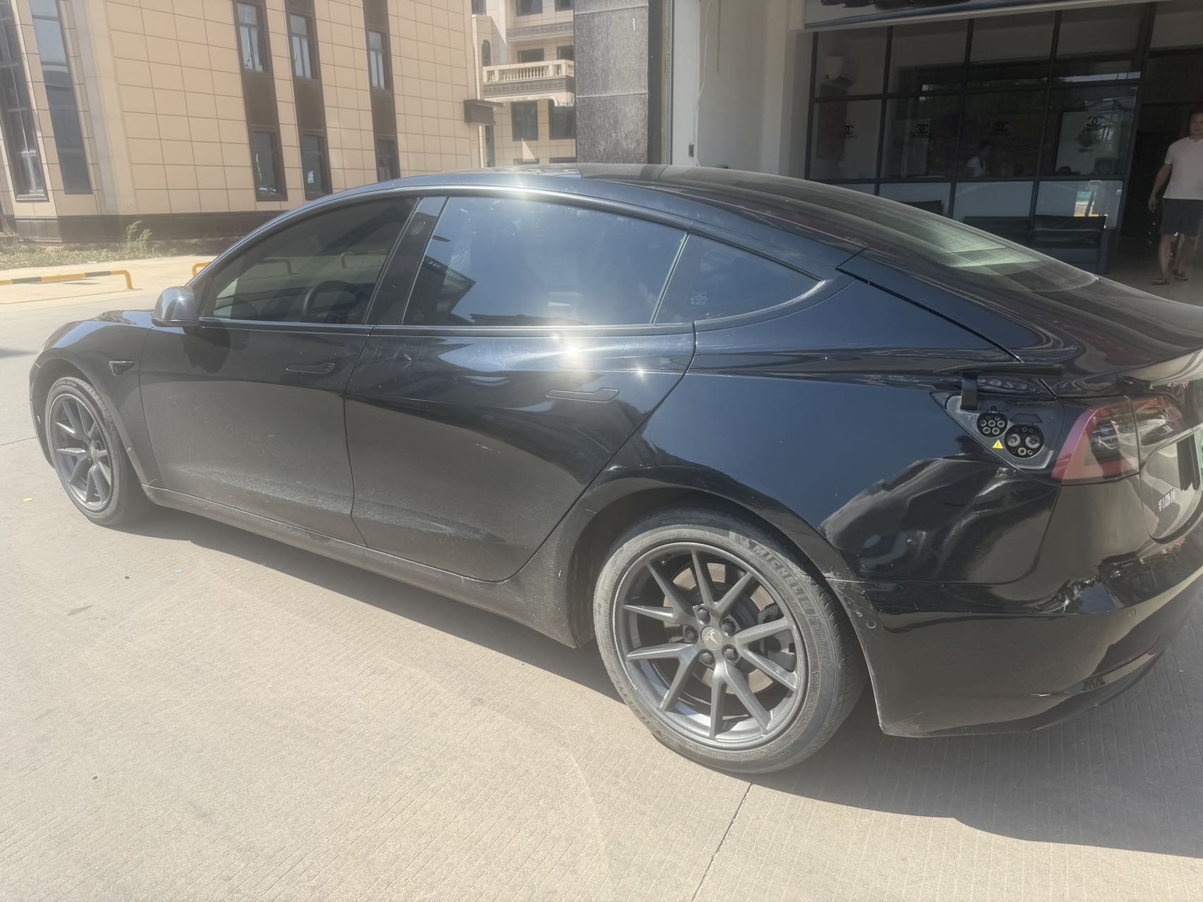 Tesla Model 3 2023 #6 Tesla Model 3 2023 car image #6