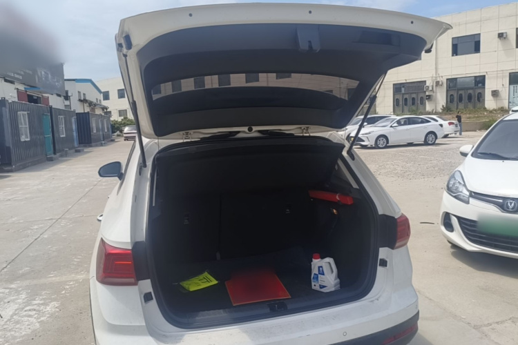 Volkswagen Tharu 2020 car image #19