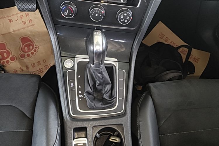 Volkswagen Golf 2018 #14 Volkswagen Golf 2018 car image #14