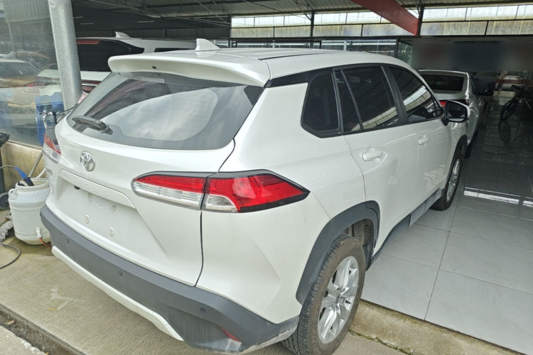 Toyota Corolla Cross 2025 immagine di auto #7