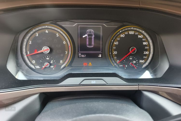 Volkswagen Tharu 2019 immagine di auto #14