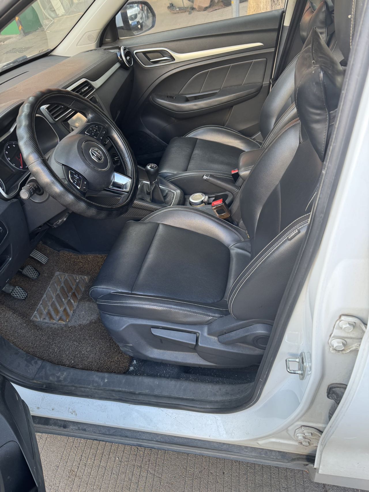 MG ZS 2017 #3 MG ZS 2017 car image #3