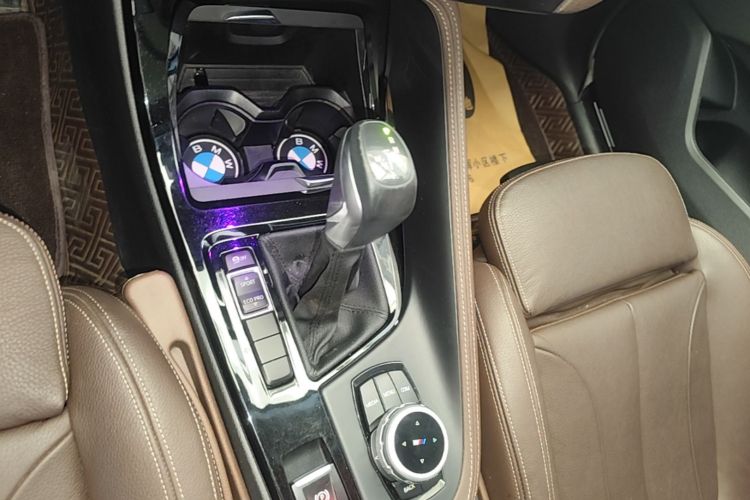 BMW X1 2019 #14 BMW X1 2019 car image #14