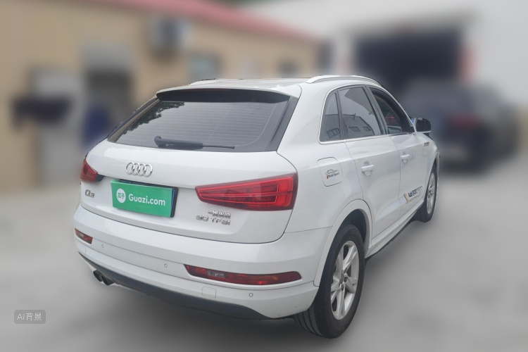 Audi Q3 2017 car image #7