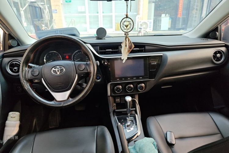 Toyota Corolla 2019 #11 Toyota Corolla 2019 car image #11