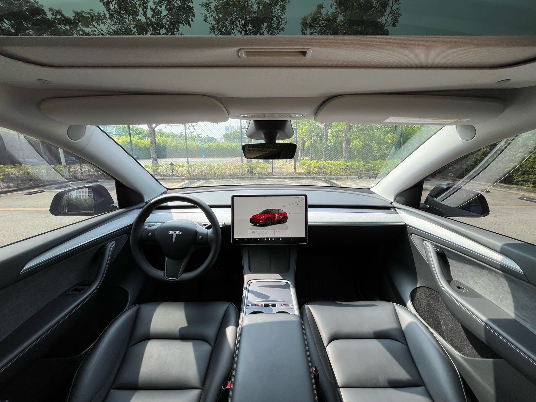 Tesla Model Y 2024 #7 Tesla Model Y 2024 car image #7