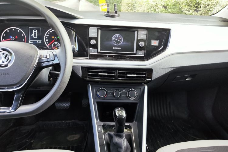 Volkswagen Polo 2019 #17 Volkswagen Polo 2019 car image #17