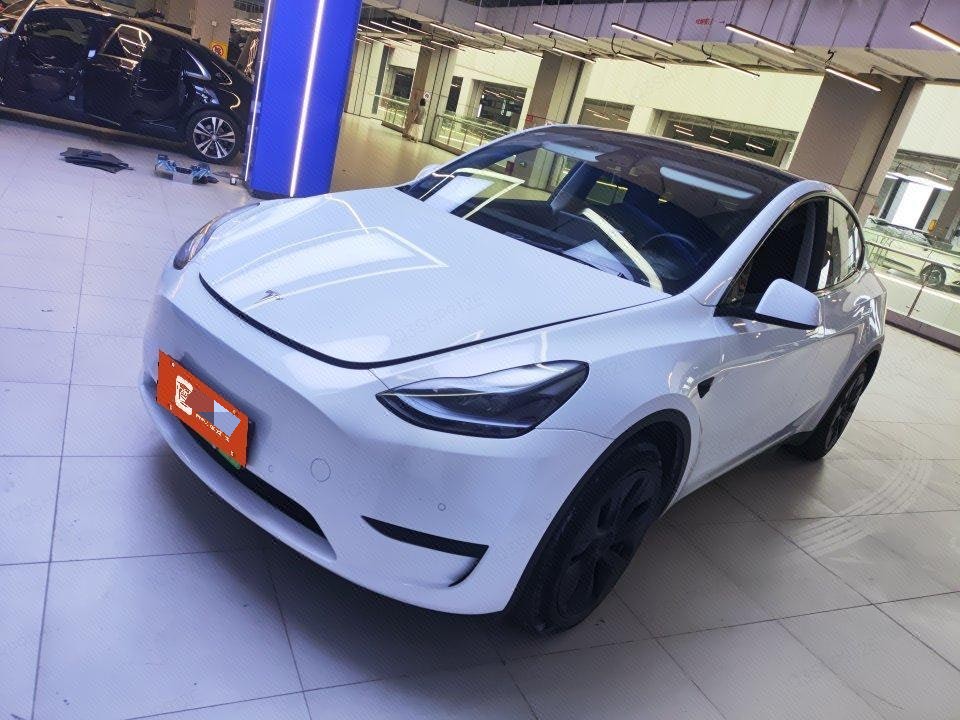 Tesla Model Y 2023 Tesla Model Y 2023 car image