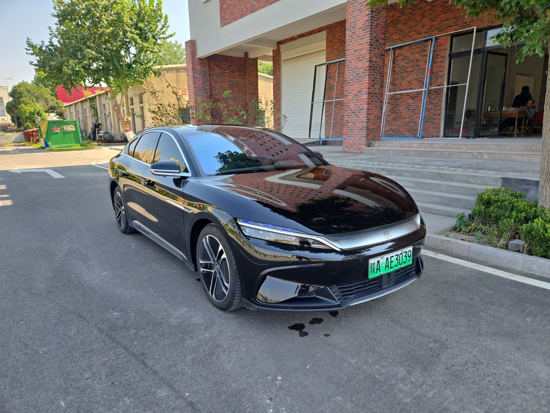 BYD Han 2023 #2 BYD Han 2023 car image #2