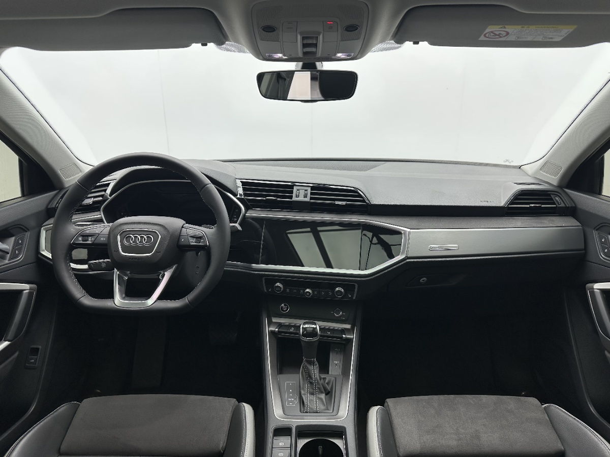 Audi Q3 2023 #7 Audi Q3 2023 car image #7
