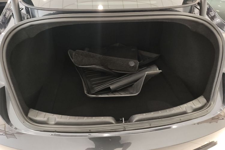 Tesla Model 3 2024 #19 Tesla Model 3 2024 car image #19