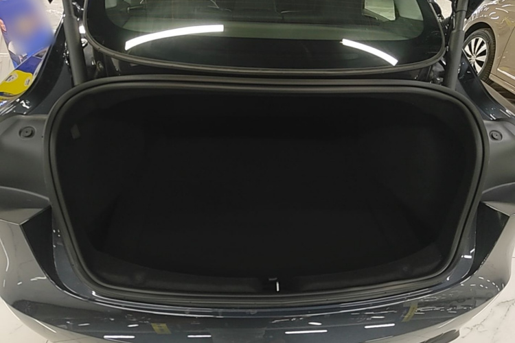 Tesla Model 3 2025 #19 Tesla Model 3 2025 car image #19