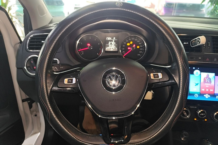 Volkswagen Polo 2019 #15 Volkswagen Polo 2019 car image #15