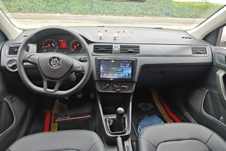 Volkswagen Santana 2017 car image #10