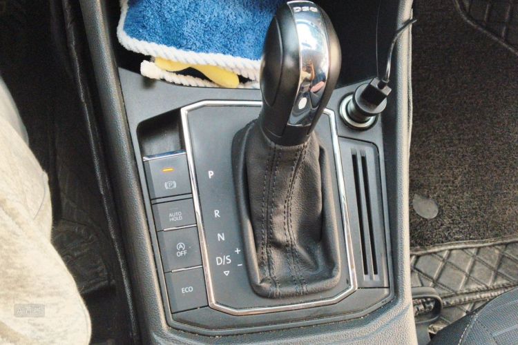 Volkswagen Lavida 2019 car image #16