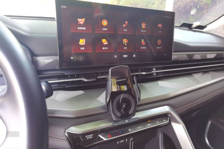 GEELY Vision X6 2021 immagine di auto #15