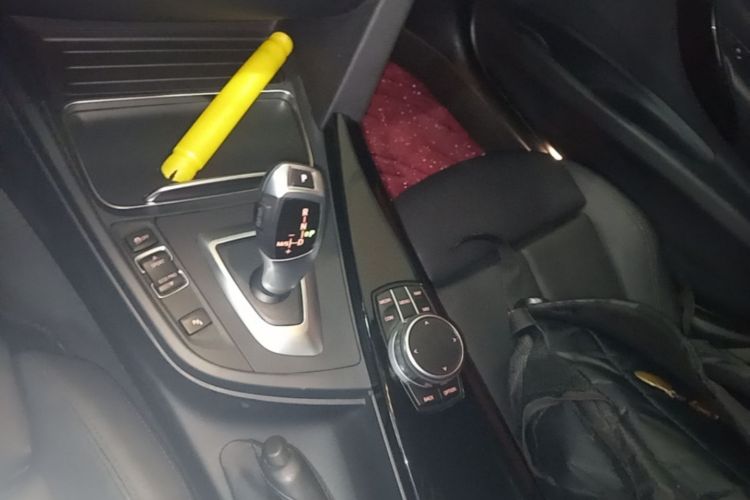 BMW 3 Series 2019 #18 BMW 3 Series 2019 car image #18