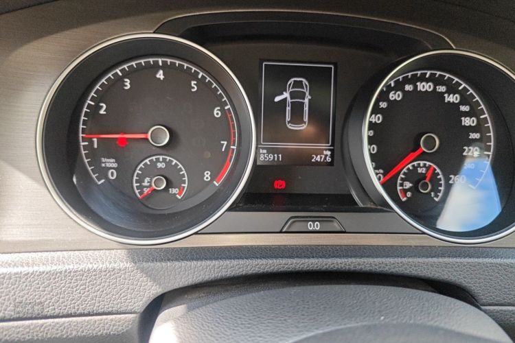Volkswagen Golf 2016 car image #14