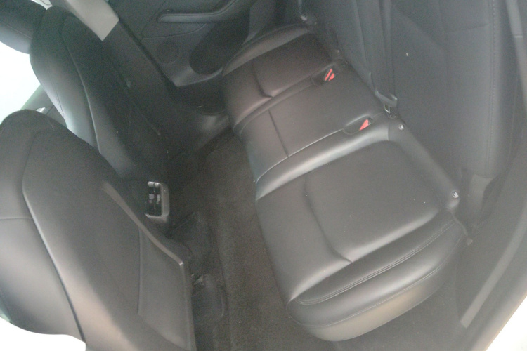 特斯拉 Model Y 2023 汽车图片 #11