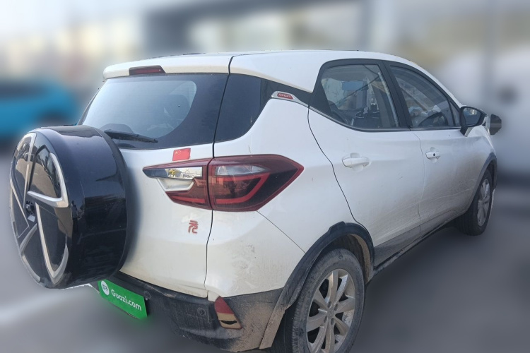 BYD Yuan 2018 #5 BYD Yuan 2018 car image #5