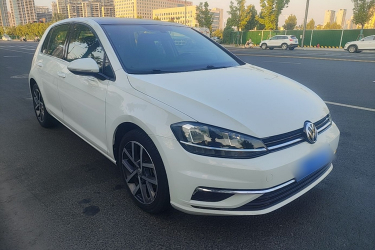 Volkswagen Golf 2020 #4 Volkswagen Golf 2020 car image #4